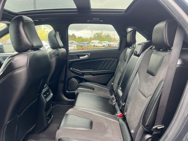 Used 2024 Ford Edge ST w/ Equipment Group 401A AWD/4WD image 18