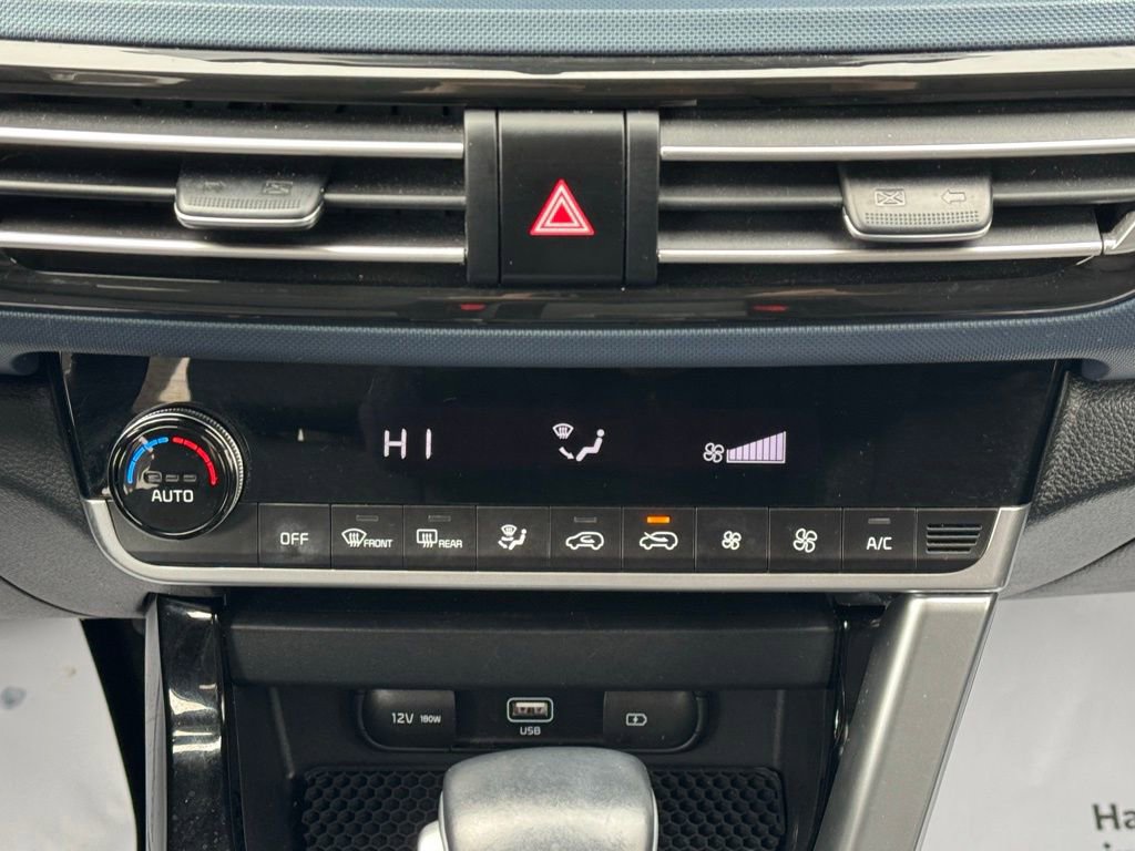 Used 2022 Kia Seltos Nightfall Edition image 38