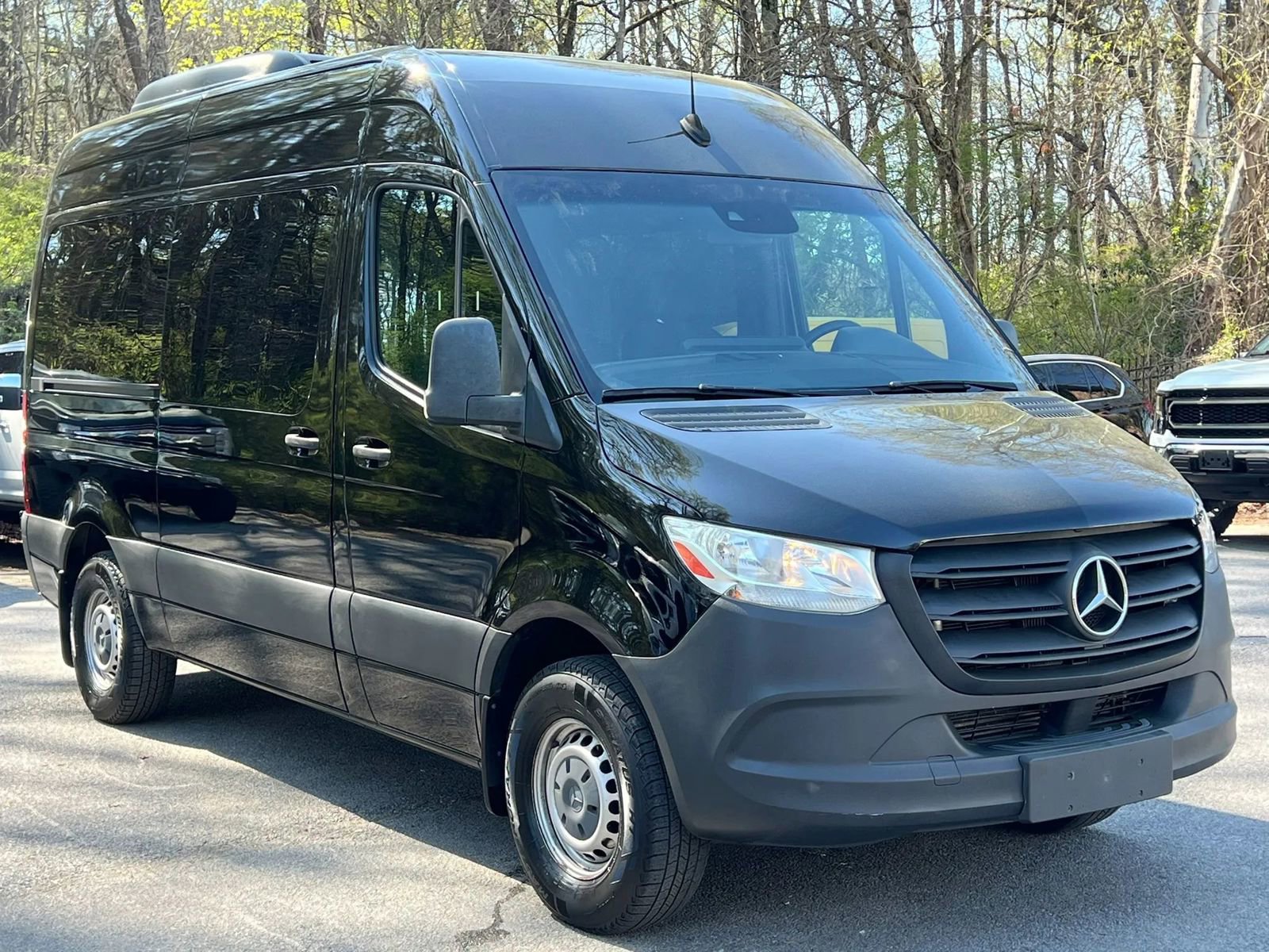 Used 2019 Mercedes-Benz Sprinter 2500 w/ Acoustic Package image 7