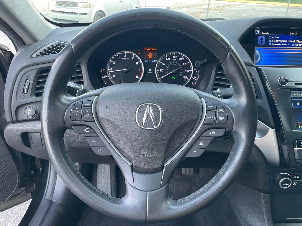 Used 2017 Acura ILX FWD image 43