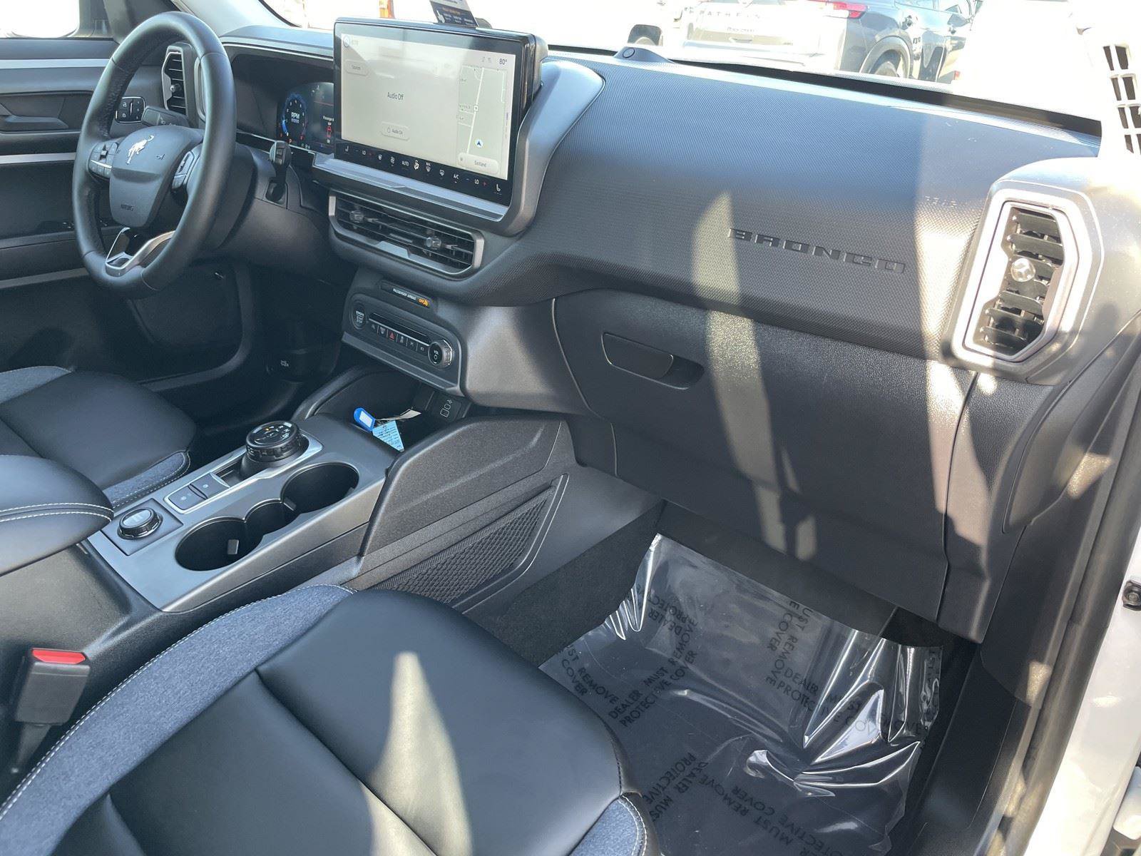 Used 2025 Ford Bronco Sport Outer Banks w/ Outer Banks Tech Package+ AWD/4WD image 31