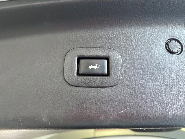 Used 2019 Nissan Armada SL w/ Premium Package image 14