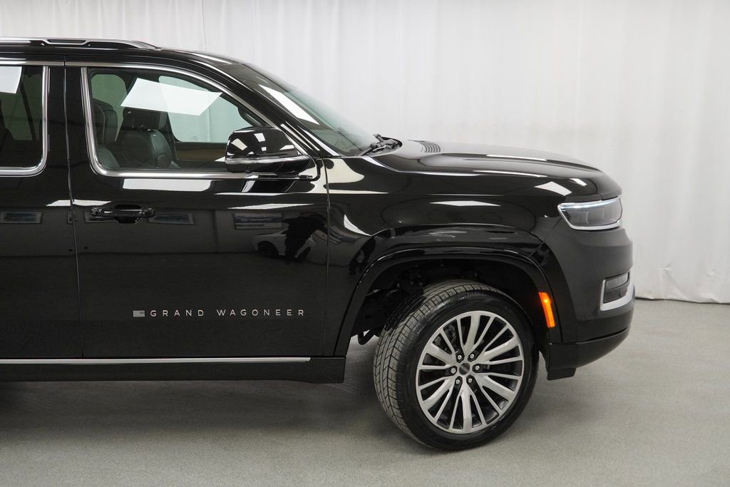 Certified 2024 Jeep Grand Wagoneer Series III w/ Rear Seat Video Group 1 image 11