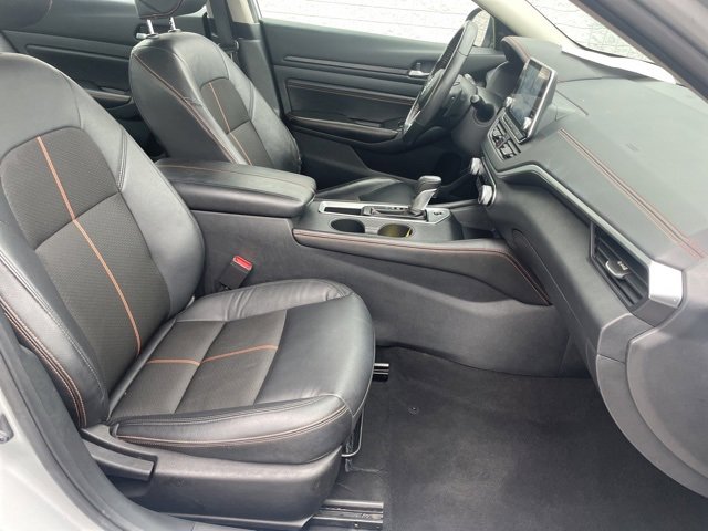 Used 2022 Nissan Altima 2.5 SR image 15
