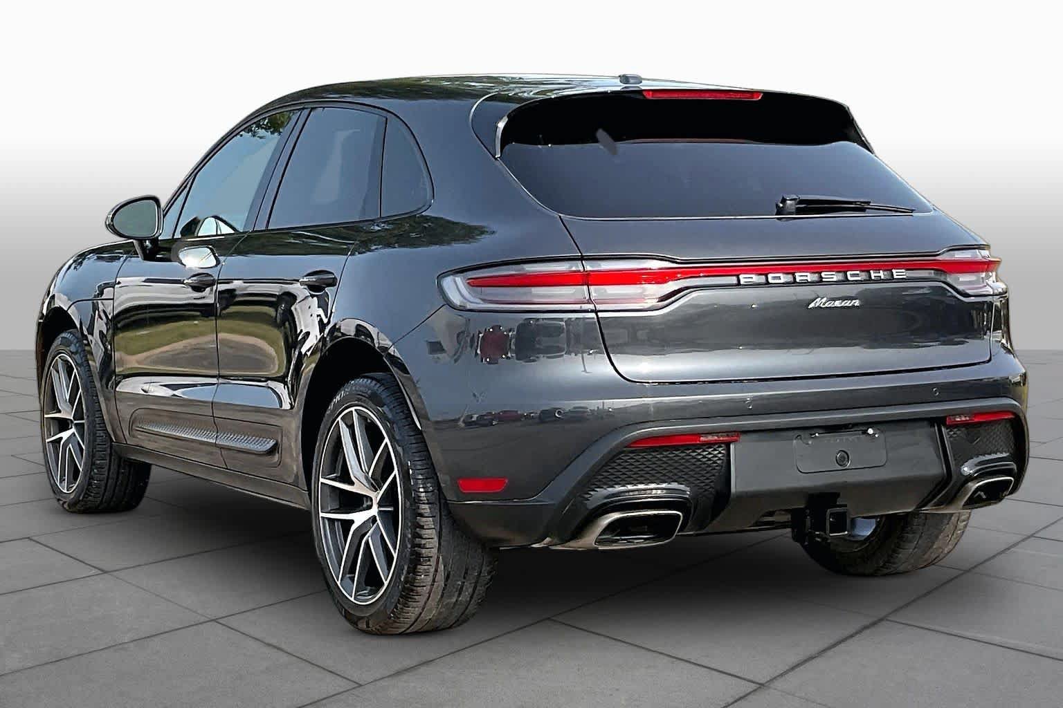 Used 2024 Porsche Macan AWD/4WD image 11