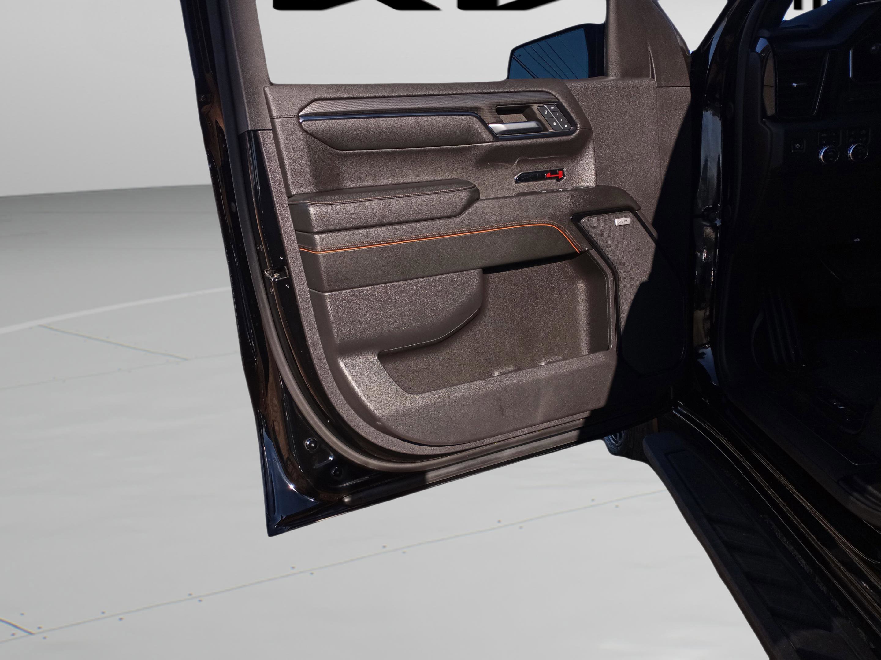 Used 2024 GMC Sierra 1500 AT4 w/ Technology Package image 24