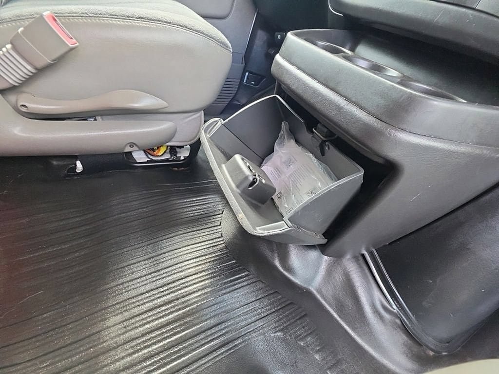 Used 2025 GMC Savana 2500 w/ Driver Convenience Package RWD image 37