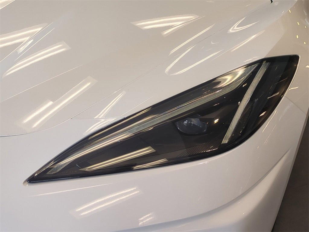 Used 2023 Chevrolet Corvette Stingray w/ Z51 Performance Package image 11