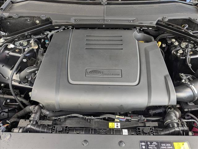 Used 2026 Land Rover Defender 110 S AWD/4WD image 17