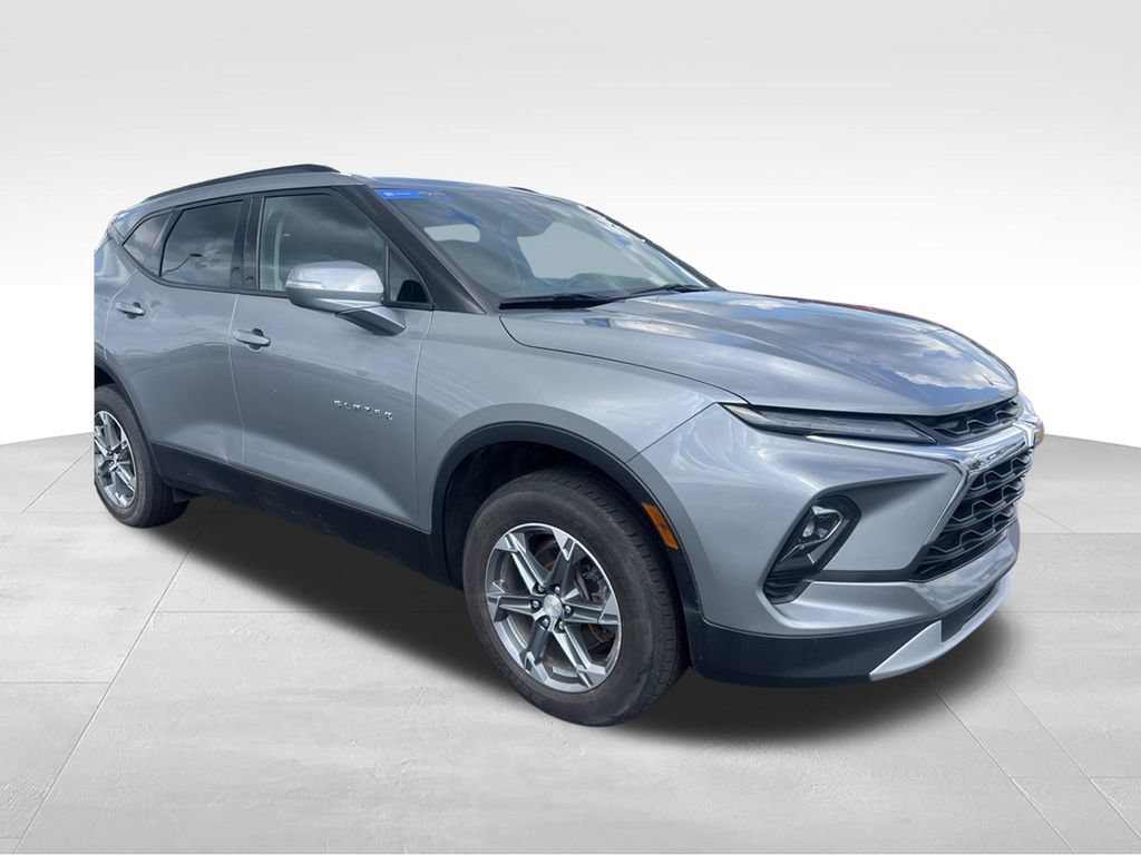 Used 2024 Chevrolet Blazer LT w/ LPO, Floor Liner Package FWD image 19