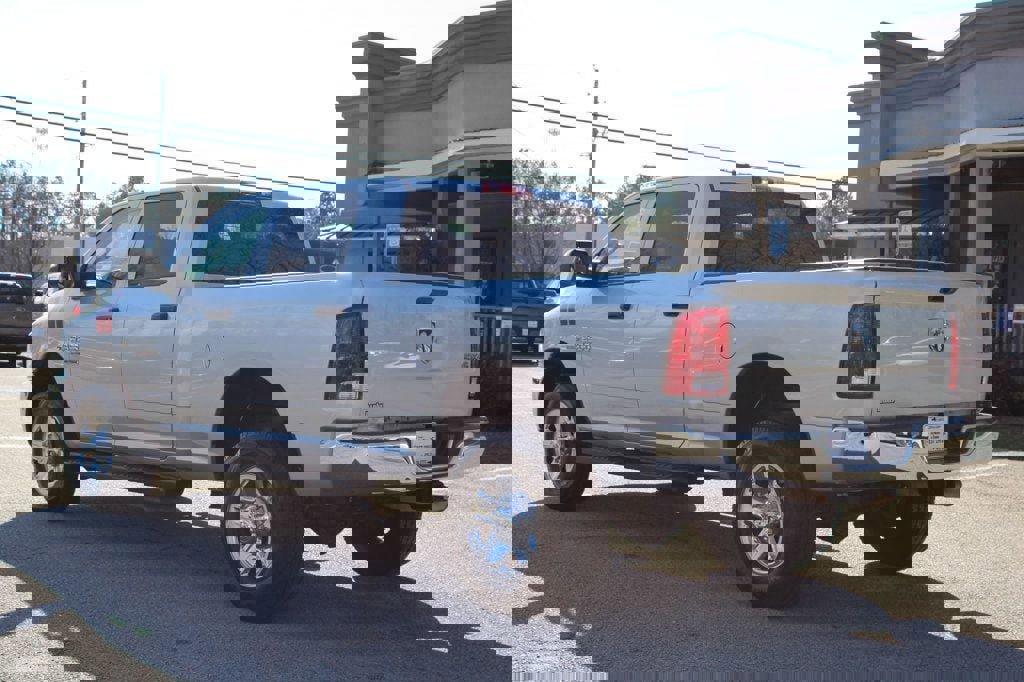 Used 2018 RAM 2500 Tradesman w/ Chrome Appearance Group image 6