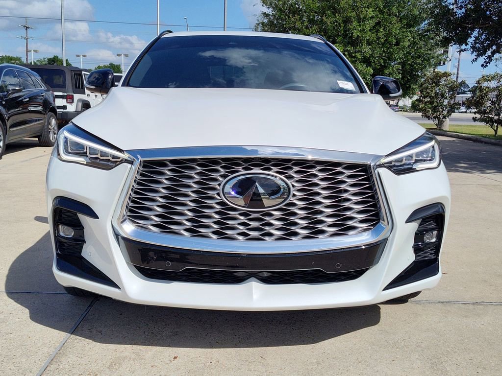 Used 2025 INFINITI QX55 Essential w/ Cargo Package image 15