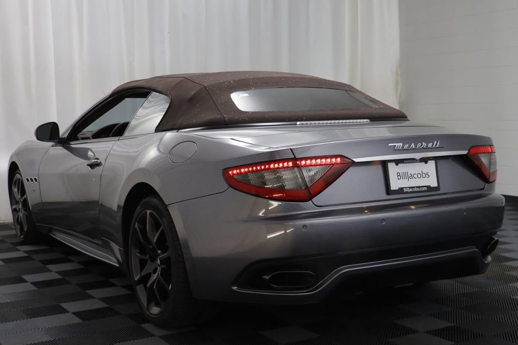 Used 2016 Maserati GranTurismo Sport RWD image 13