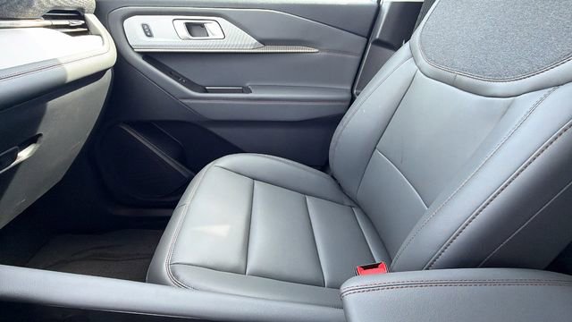 New 2026 Ford Explorer Active image 23