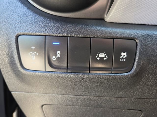 Used 2021 Hyundai Kona SEL Plus FWD image 24
