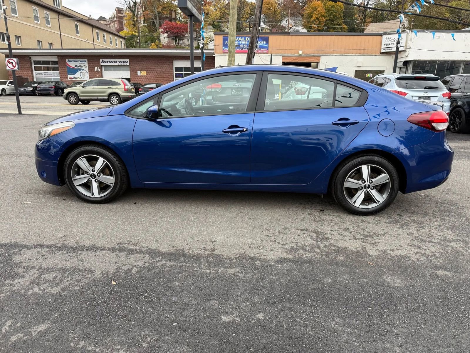 Used 2018 Kia Forte S FWD image 4