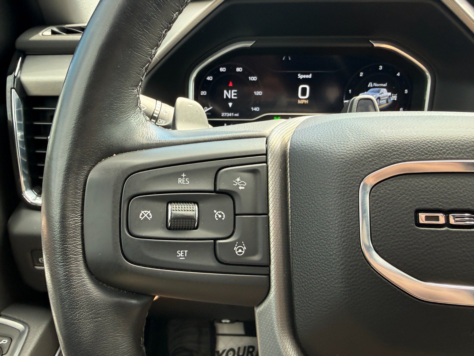 Used 2023 GMC Sierra 1500 Denali AWD/4WD image 29