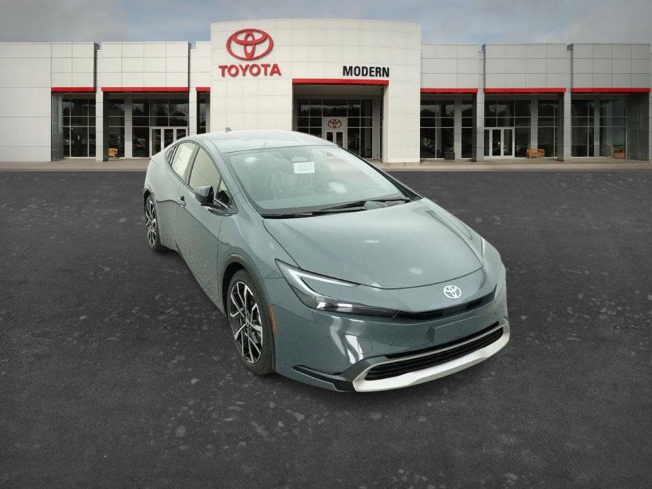 New 2026 Toyota Prius Plug-In Hybrid FWD image 12