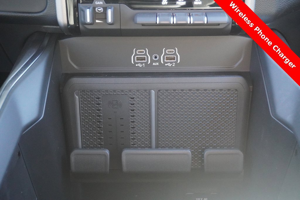 New 2026 RAM 1500 4x4 Crew Cab image 18