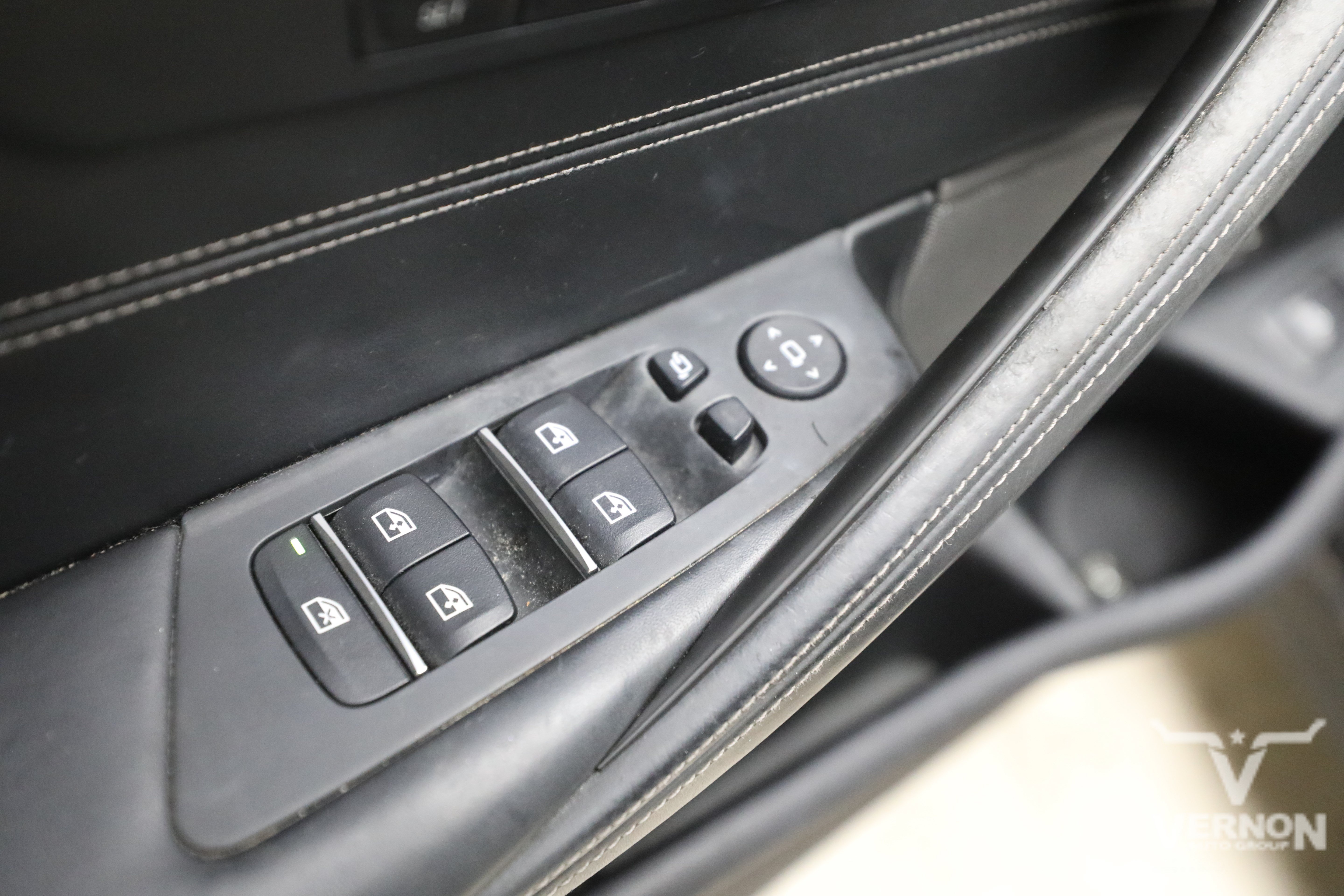 Used 2018 BMW 540i RWD image 18