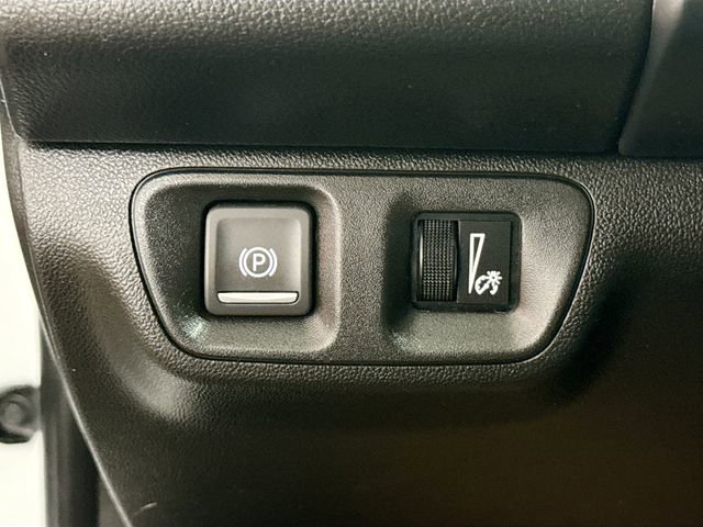 Used 2021 GMC Acadia SLE w/ LPO, Floor Liner Package FWD image 11