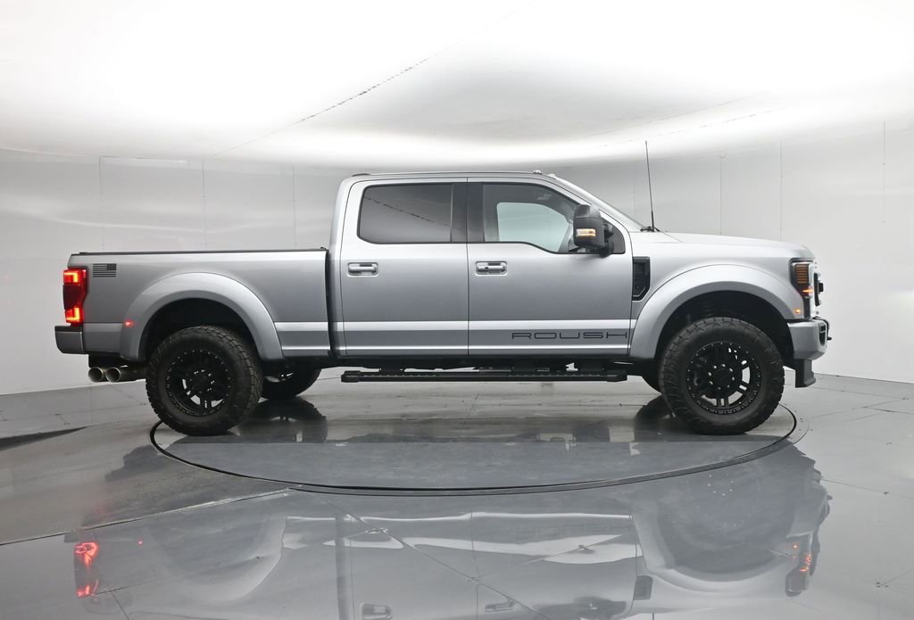 Used 2022 Ford F250 Lariat w/ Black Appearance Package AWD/4WD image 32