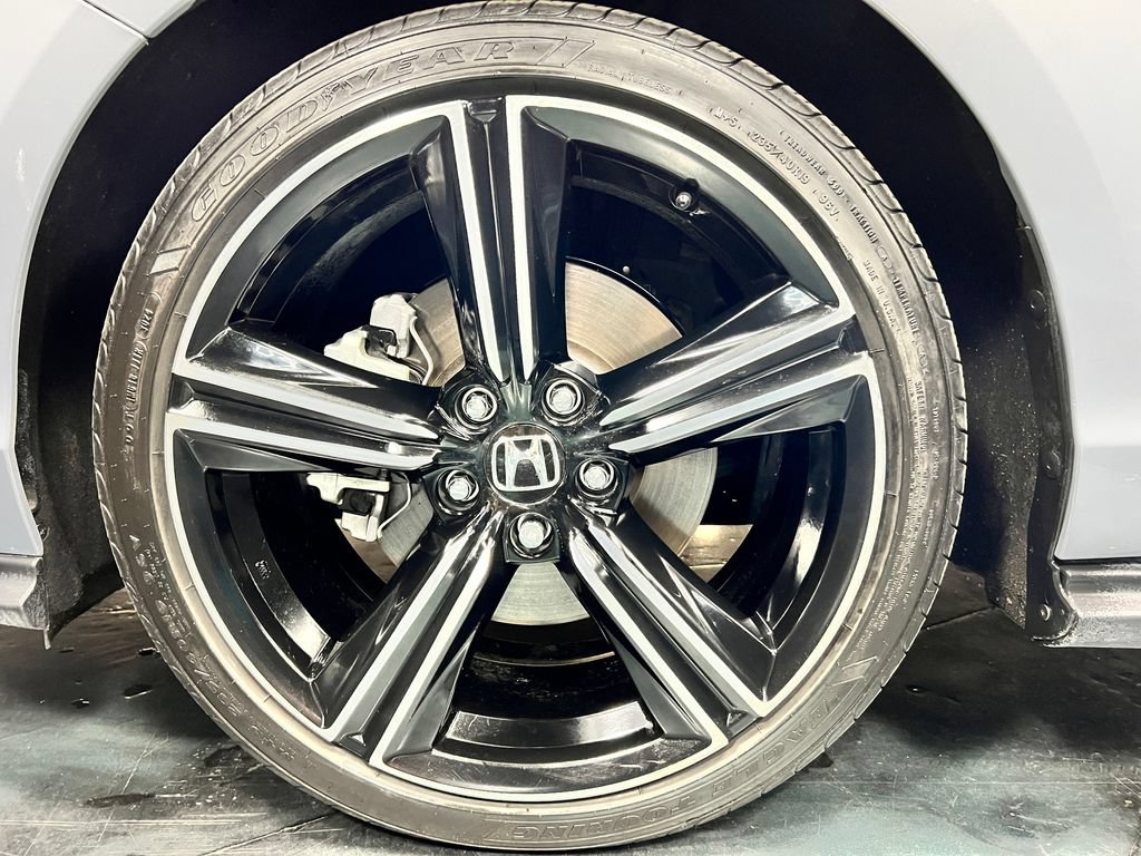 Used 2025 Honda Accord Sport image 12