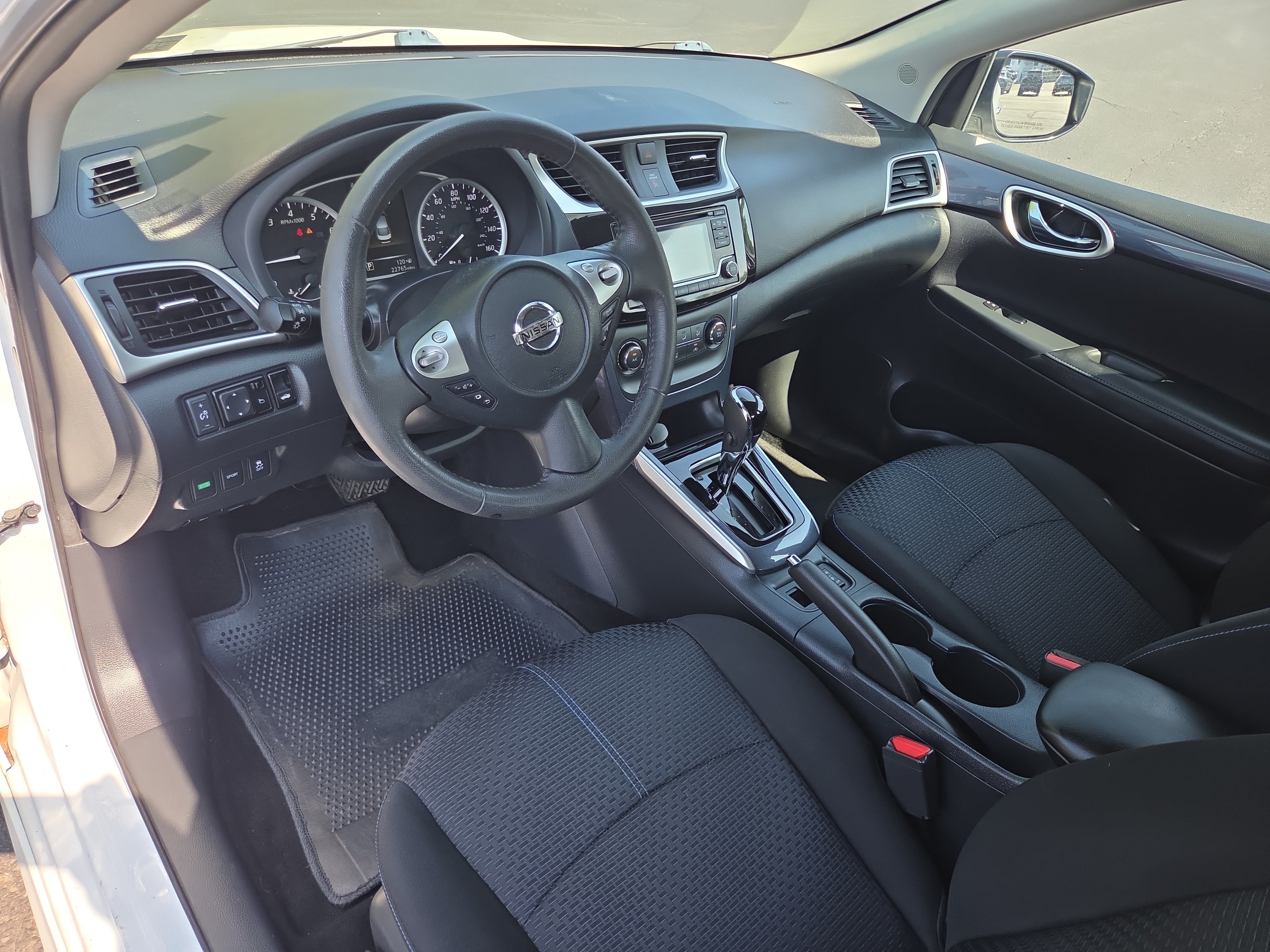 Used 2016 Nissan Sentra SR FWD image 15