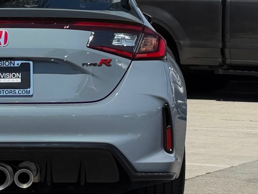 Used 2025 Honda Civic Type R image 11