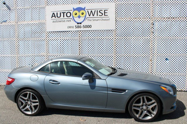 Used 2013 Mercedes-Benz SLK 250 image 4