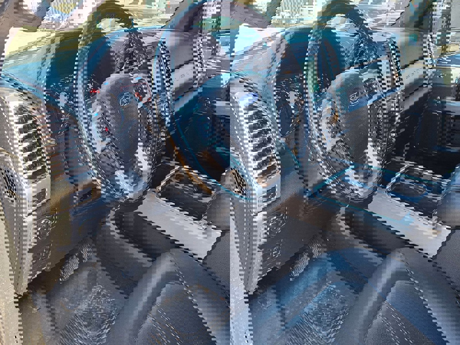 Used 2019 Ford F250 Platinum w/ Platinum Ultimate Package image 10