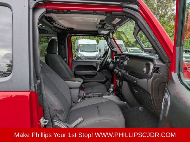 Used 2021 Jeep Wrangler Sport AWD/4WD image 13