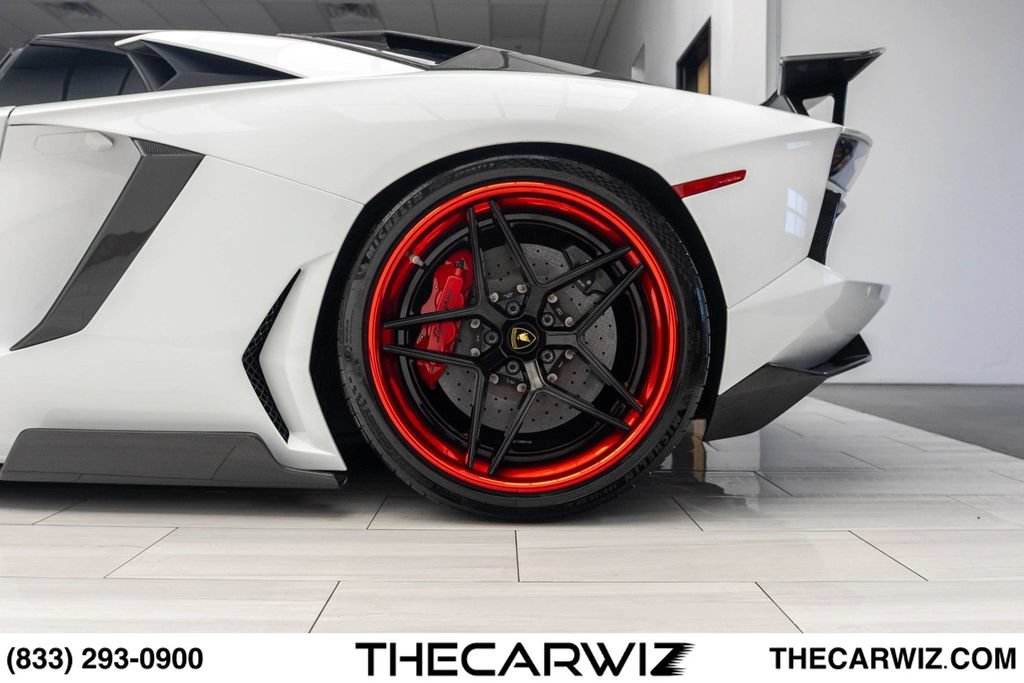 Used 2017 Lamborghini Aventador LP 700-4 AWD/4WD image 18