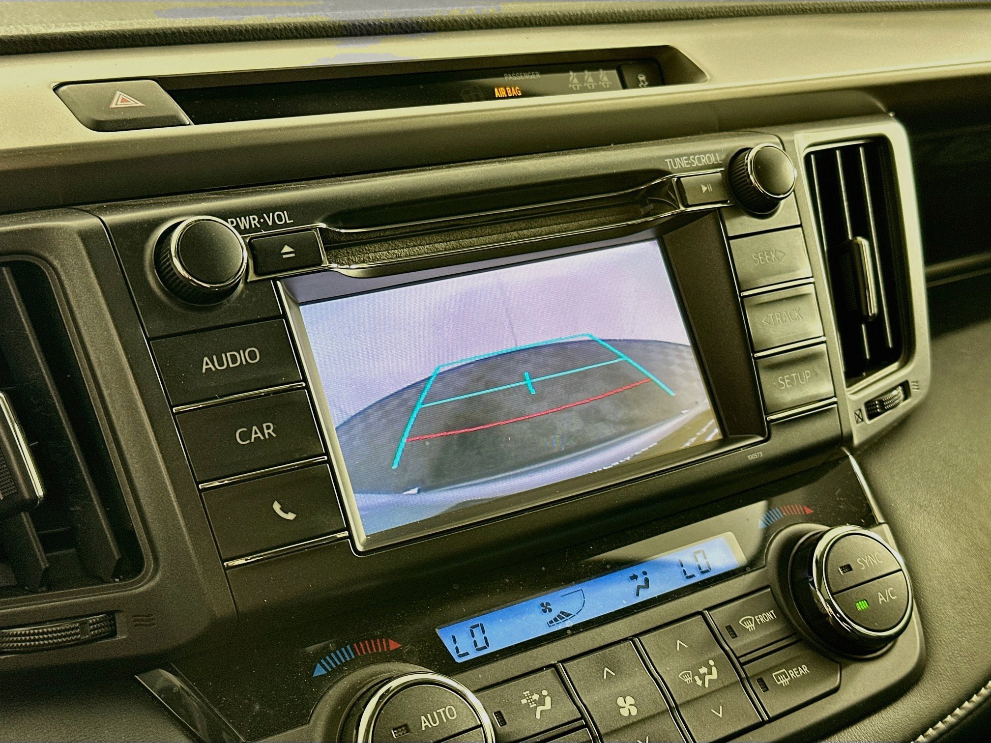 Used 2018 Toyota RAV4 XLE w/ All Weather Liner Package FWD image 21