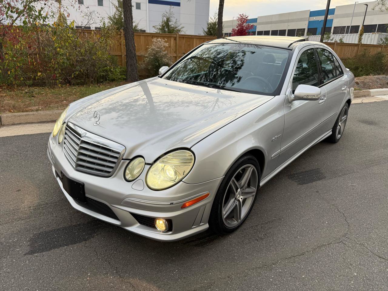 Used 2008 Mercedes-Benz E 63 AMG Sedan image 4