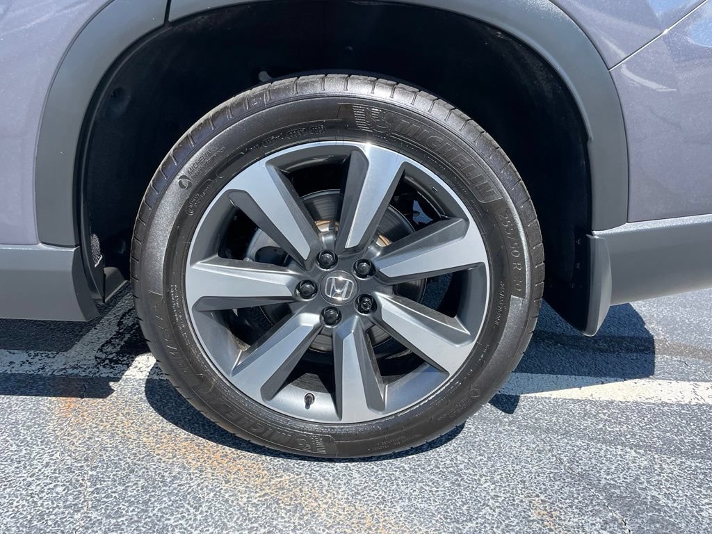 Certified 2025 Honda Pilot Touring image 44