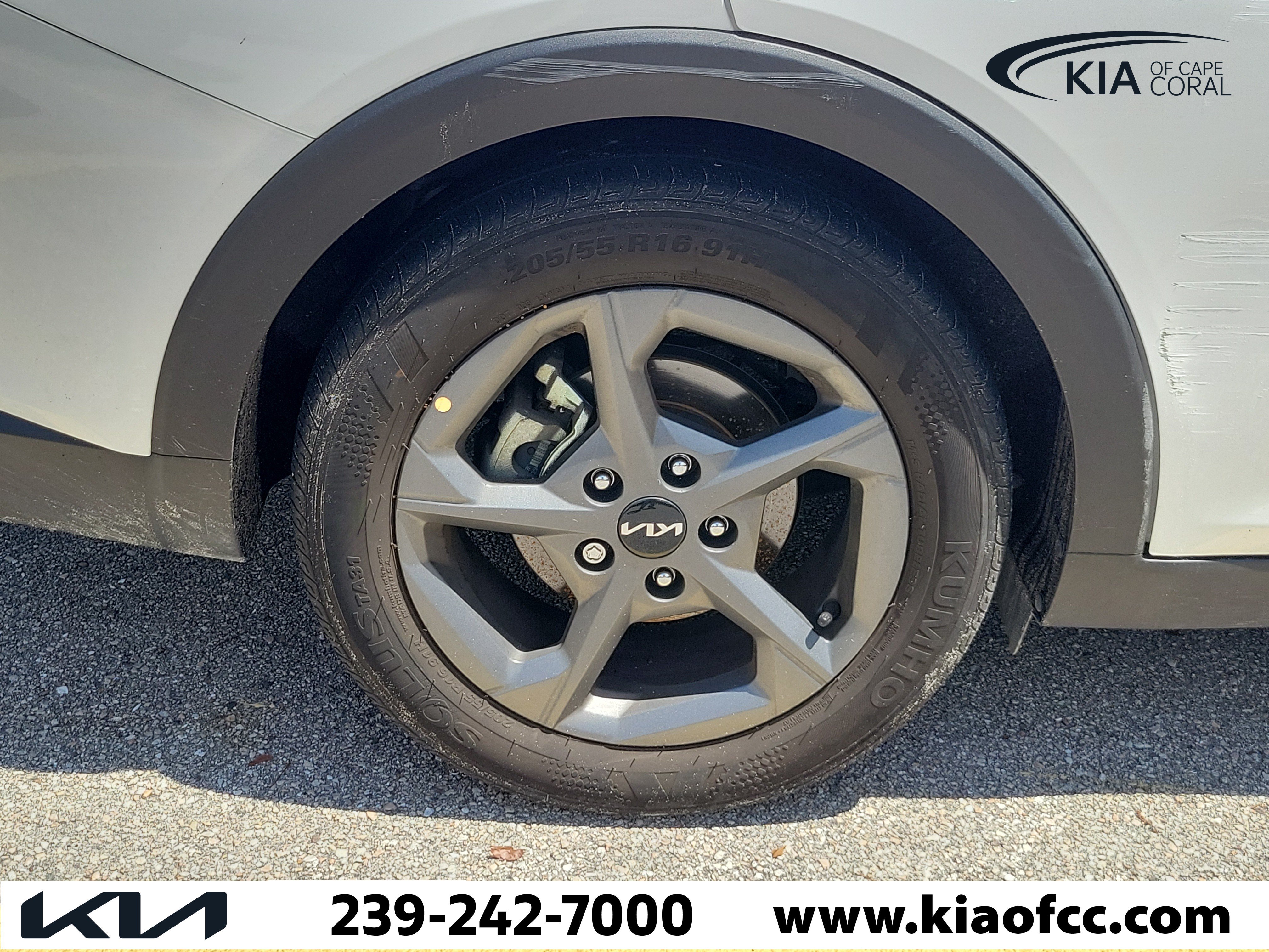 Certified 2025 Kia K4 FWD image 7