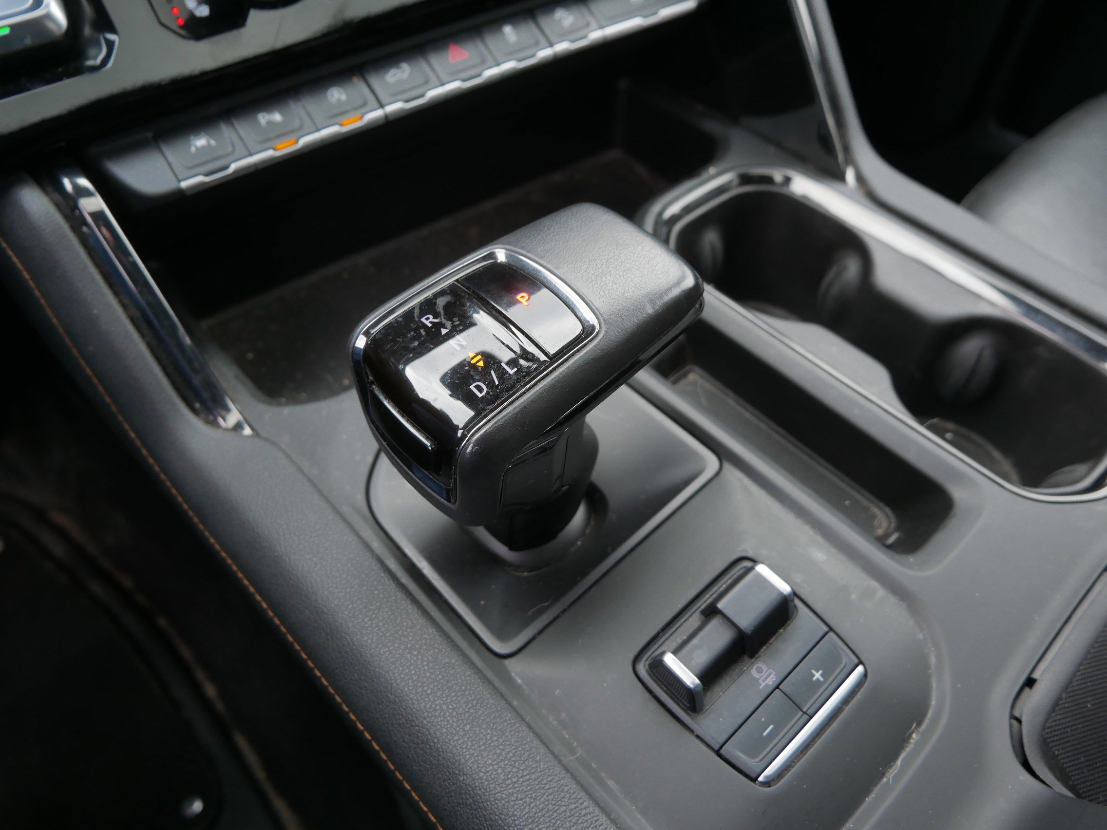 Used 2022 GMC Sierra 1500 AT4 w/ AT4 Premium Package image 32