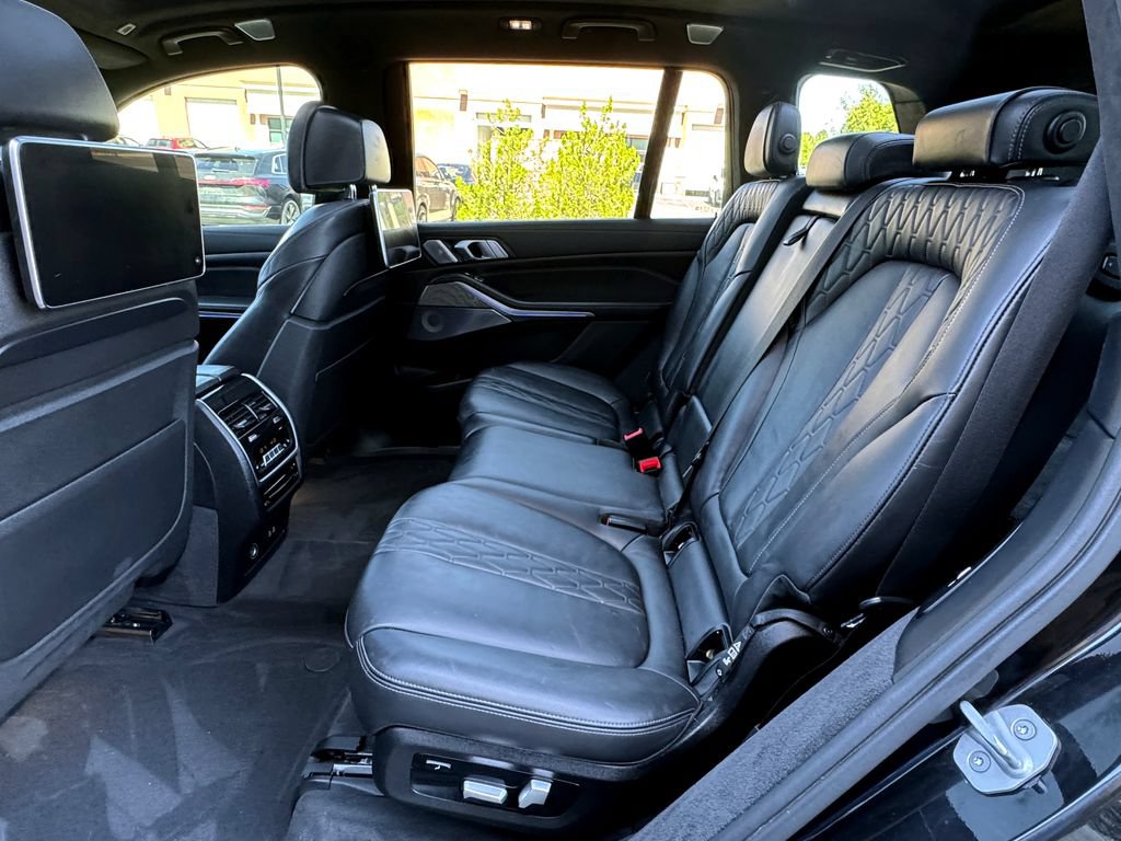 Used 2019 BMW X7 xDrive50i w/ Dynamic Handling Package AWD/4WD image 34