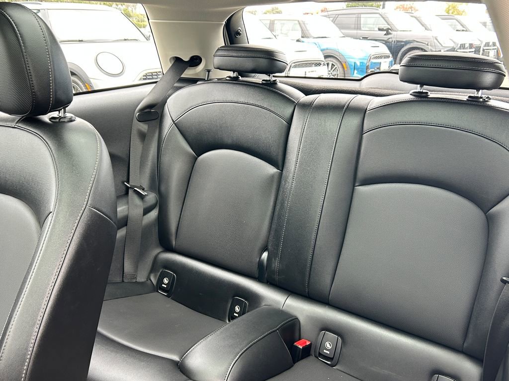 Used 2016 MINI Cooper 2-Door Hardtop image 28