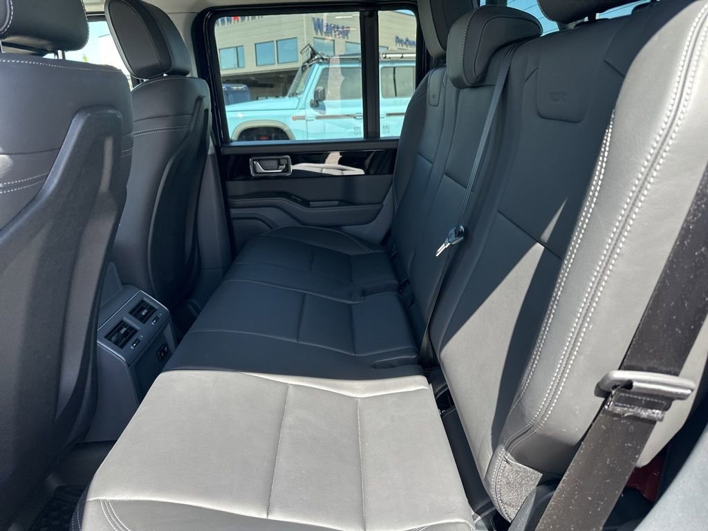 Used 2025 INEOS Grenadier AWD/4WD image 18