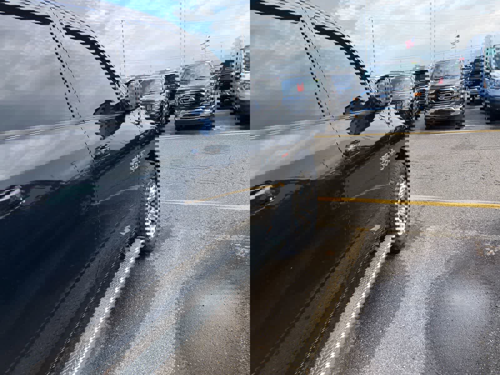 Used 2015 RAM 1500 Sport w/ Sport Premium Group image 21