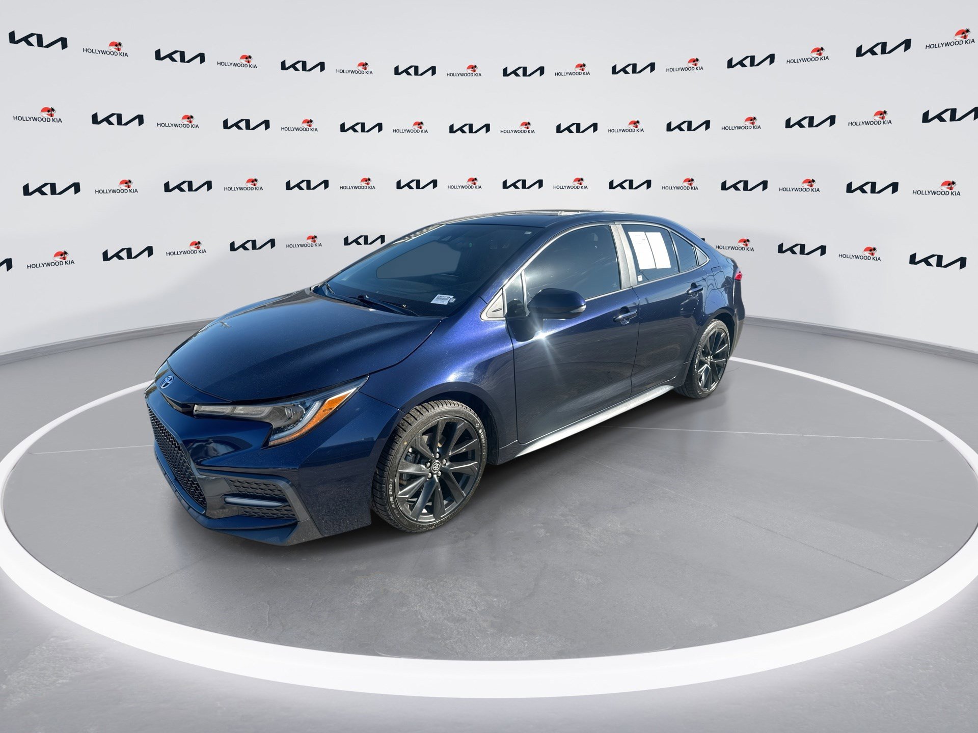 Used 2022 Toyota Corolla SE image 4