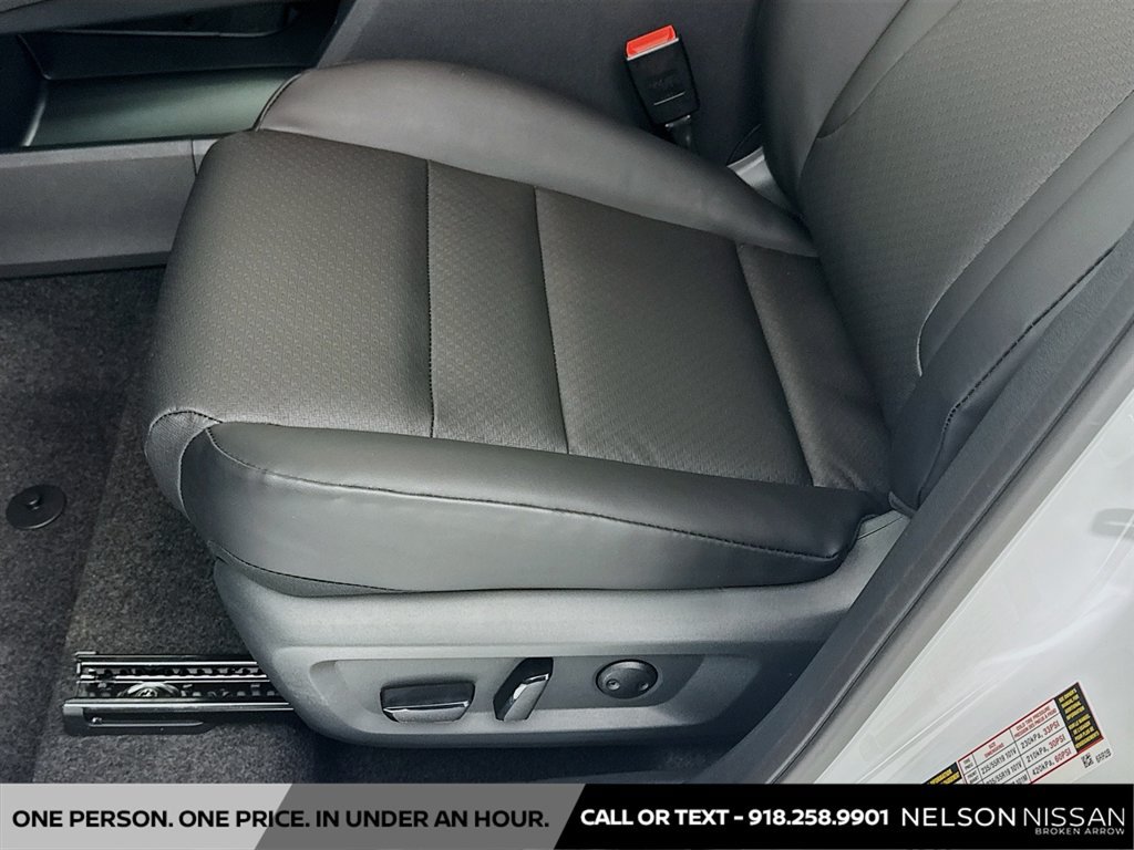 New 2026 Nissan Rogue Dark Armor FWD image 18