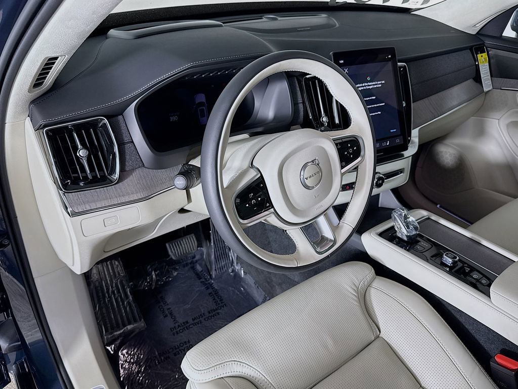 Used 2026 Volvo XC90 B6 Ultra w/ Lounge Package image 9