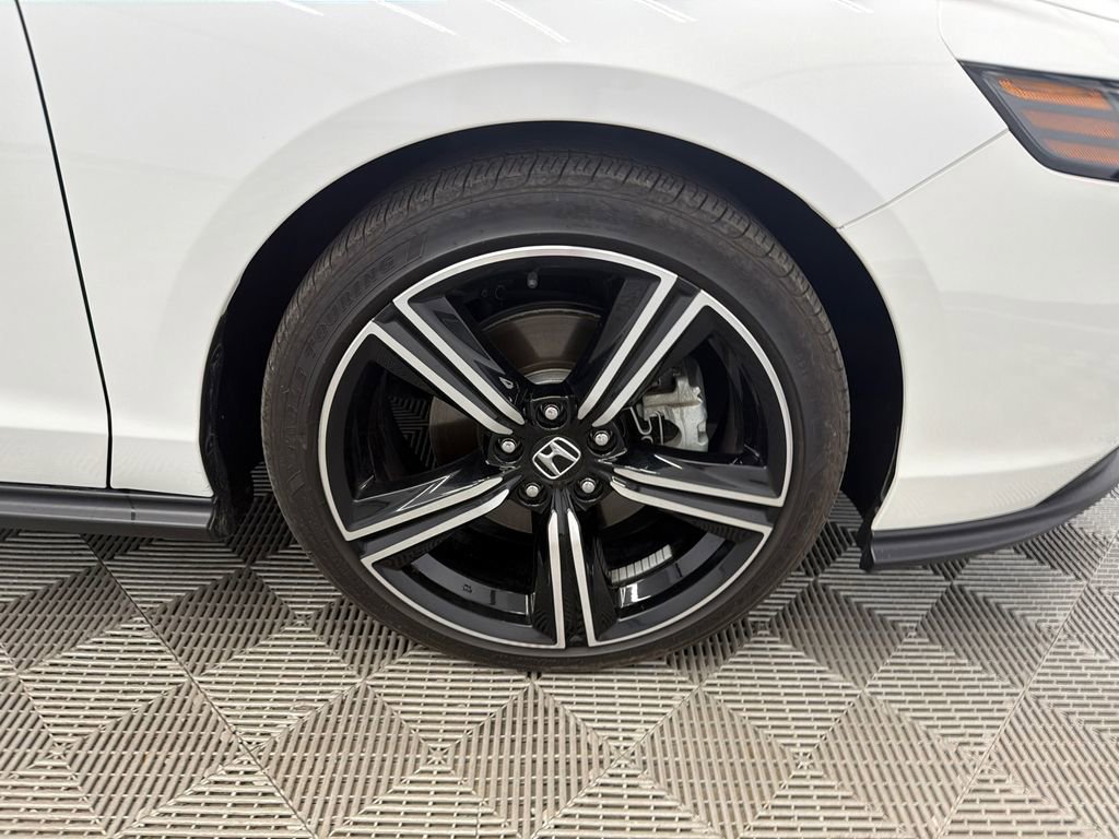 Used 2023 Honda Accord Sport image 13