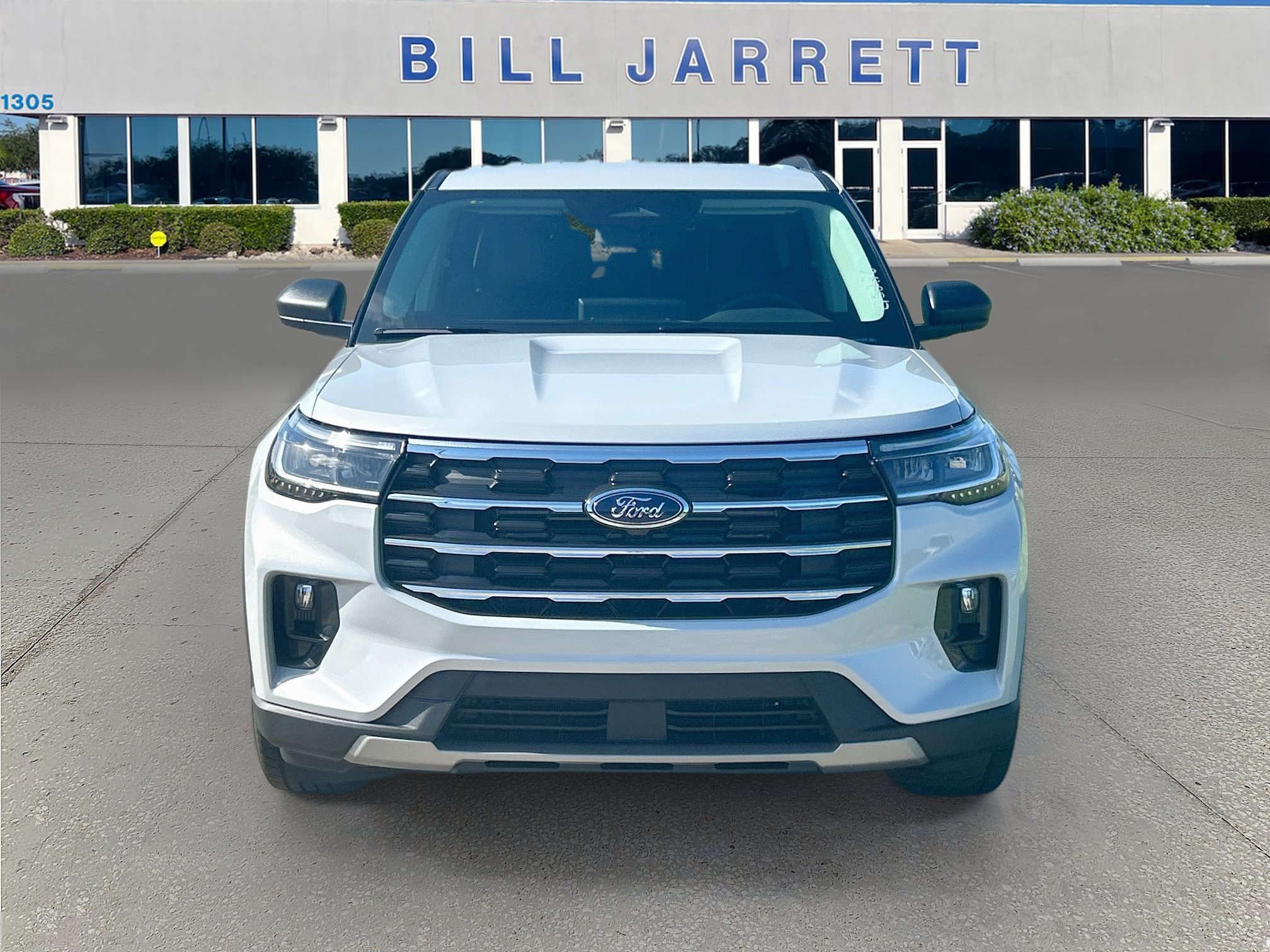 New 2026 Ford Explorer Active w/ Active Comfort Package RWD image 2