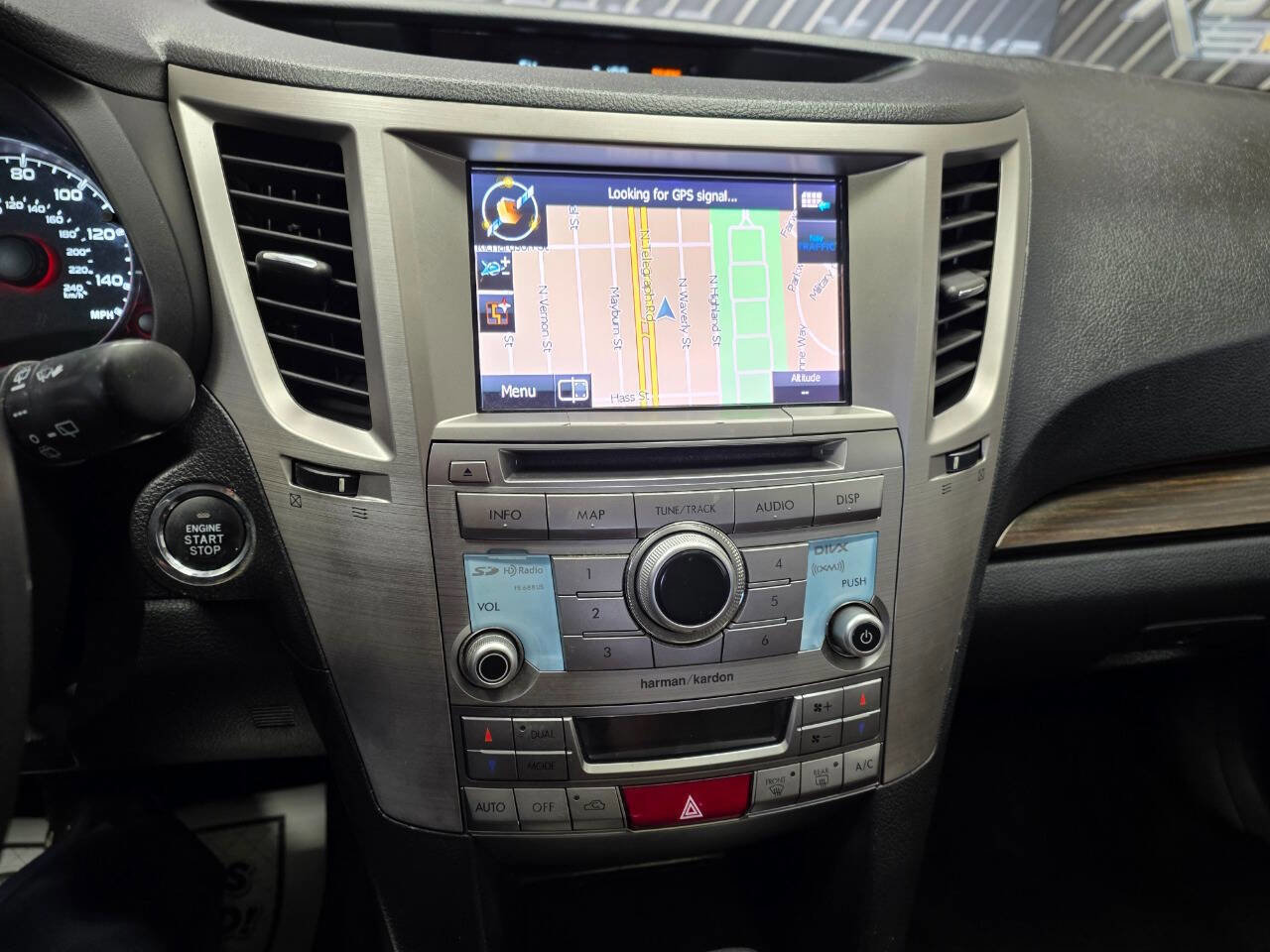 Used 2014 Subaru Outback 2.5i Limited image 22