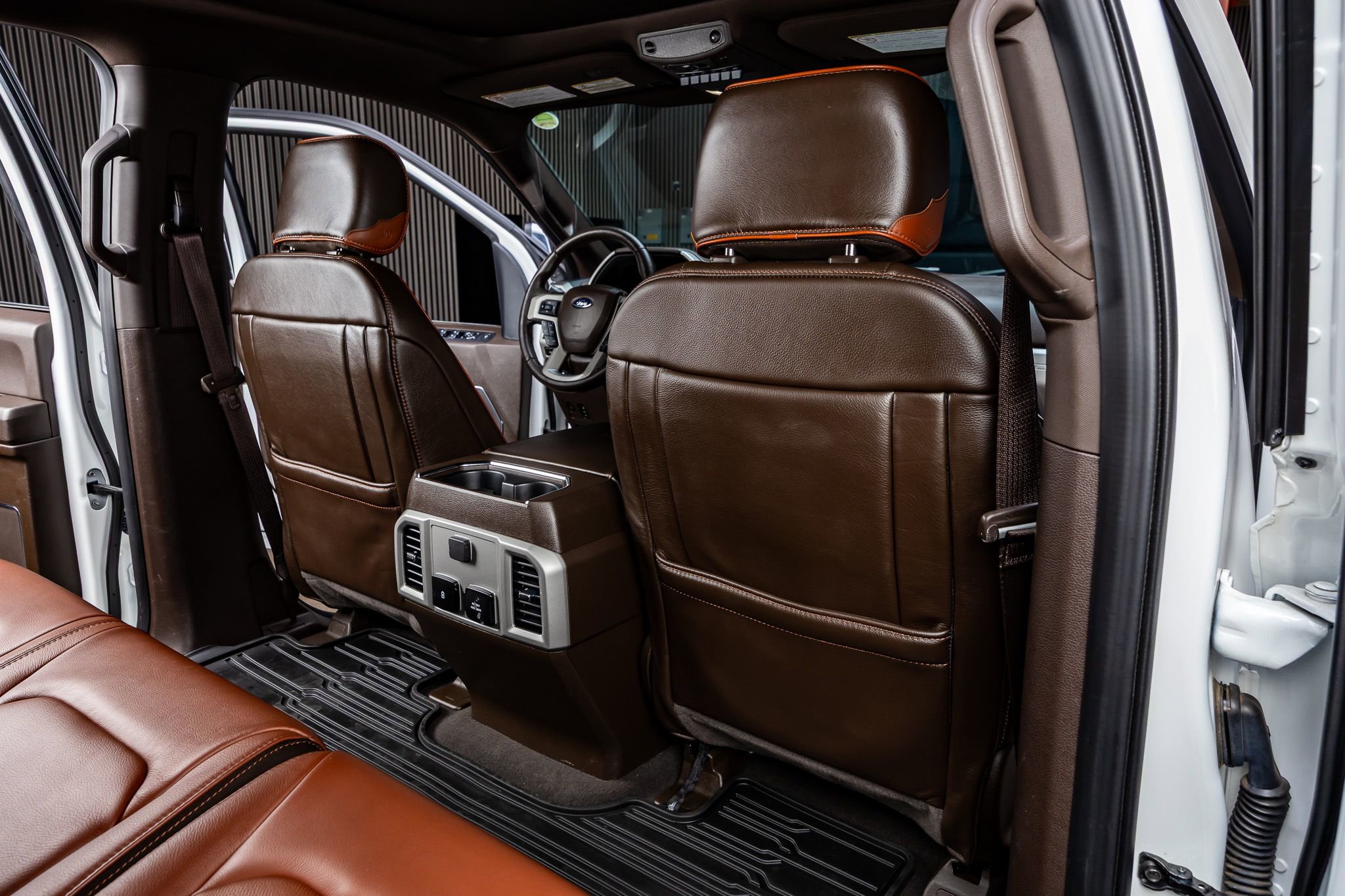 Used 2022 Ford F450 King Ranch w/ King Ranch Ultimate Package image 31