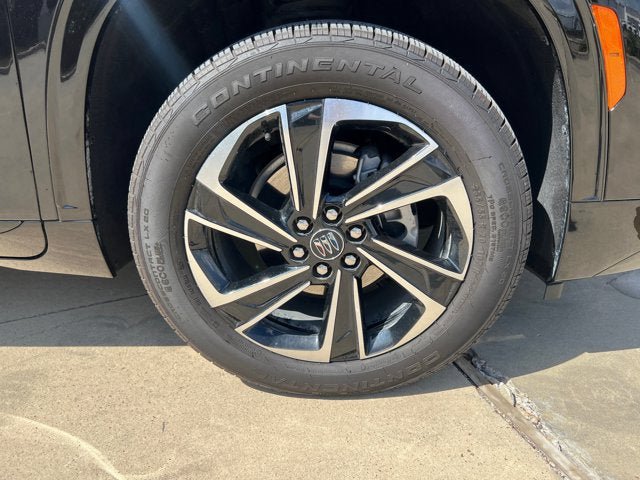 Used 2026 Buick Enclave Sport Touring w/ Power Package FWD image 9